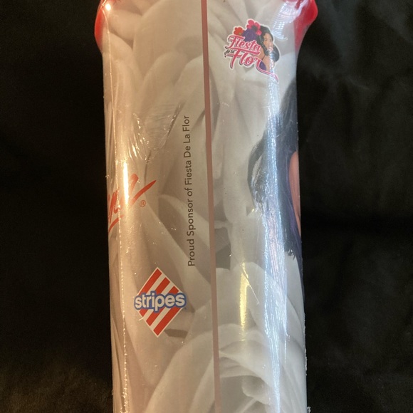 BNWT Whirly Drink Works Fiesta de La Flor Selena Teavel Cup - Picture 2 of 5